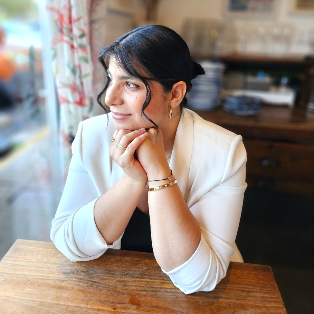 Meet your Posher, Elena